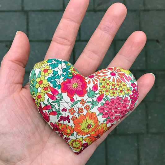 Scented Lavender Heart Sachets – Box of 2